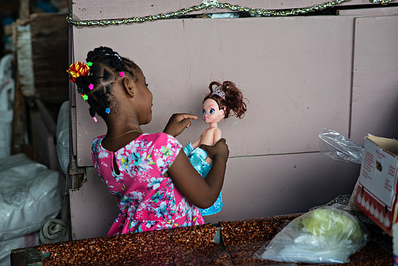 Bill Mortley Photography_Castries Today_BMP-4140