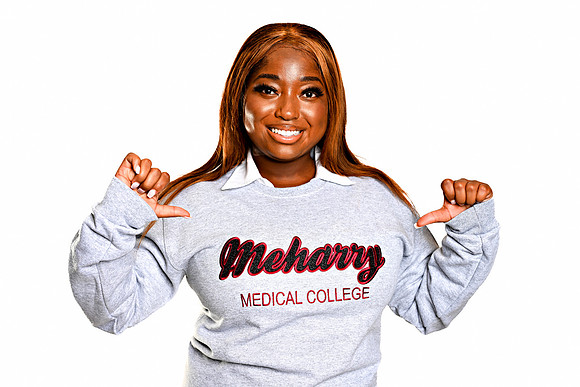 Philipl Mortley Photography_ Brittany's Graduation Photoshoot_ November 5th, 2022_ BMP-5581