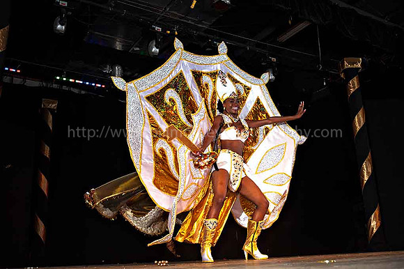 Bill Mortley_2015 Carnival Queen Show _July 4th_2015-6197