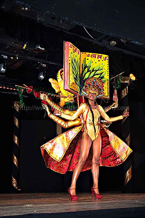 Bill Mortley_2015 Carnival Queen Show _July 4th_2015-6158