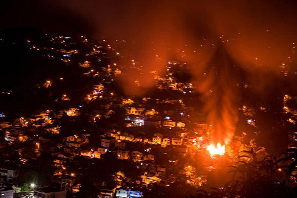 Bill Mortley Photography_Fire In Castries_BMP-4391