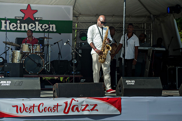 Bill Mortley_St Lucia_West Coast Jazz_BMP-7062