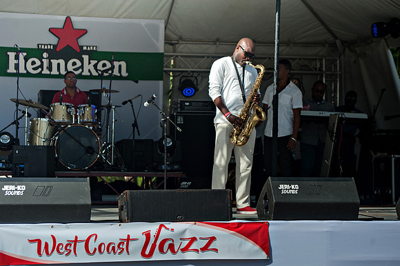 Bill Mortley_St Lucia_West Coast Jazz_BMP-7061
