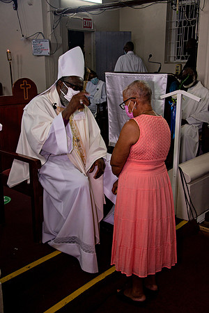Bill Mortley Photography_ Holy Trinity's Confirmation_May 25th, 2022_ BMP-5855