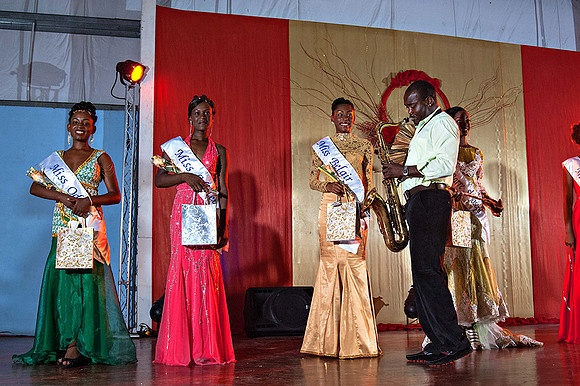 Bill Mortley_Valley Carnival Queen Show _June 20th_2015-0019