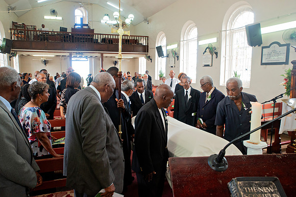 Bill Mortley Photography_Dr. Leslie Arthur Lewis_May 14th, 2024_BMP-9327-0046