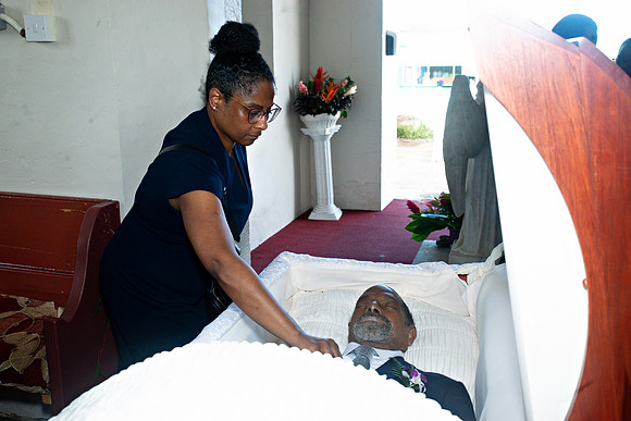 Bill Mortley Photography_Dr. Leslie Arthur Lewis_May 14th, 2024_BMP-9327-9969