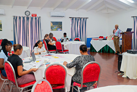Bill Mortley Photography_FSSP Caribbean- Proposal Writing- Day 2_April 26th, 2024_BMP-9199