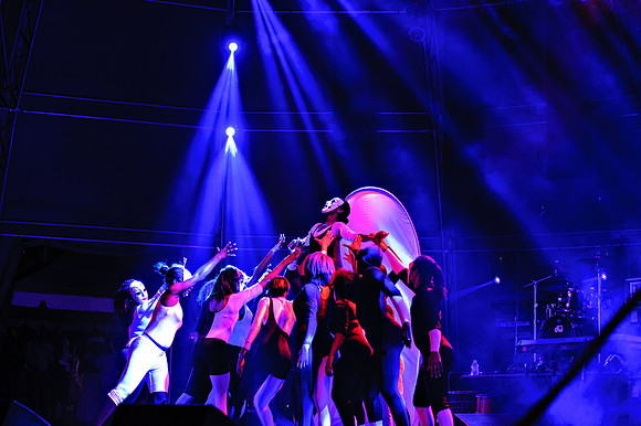 Bill Mortley_Main Stage Friday 2015 _ May 6th_2015-3254