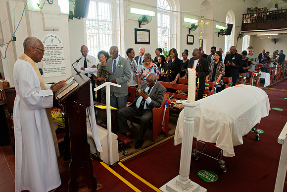 Bill Mortley Photography_Dr. Leslie Arthur Lewis_May 14th, 2024_BMP-9327-0050